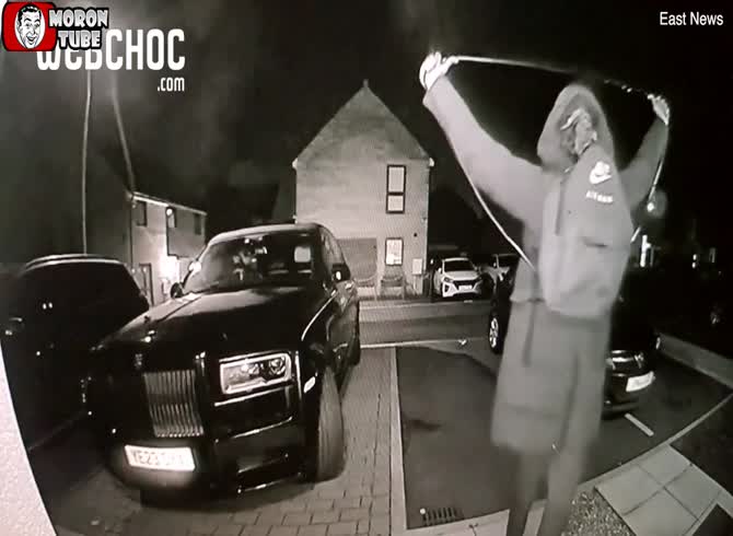 Video :In just a few seconds, they steal a &euro;400,000 Rolls-Royce